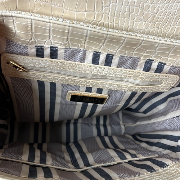 Urban Expressions backpack. Adjustable straps.